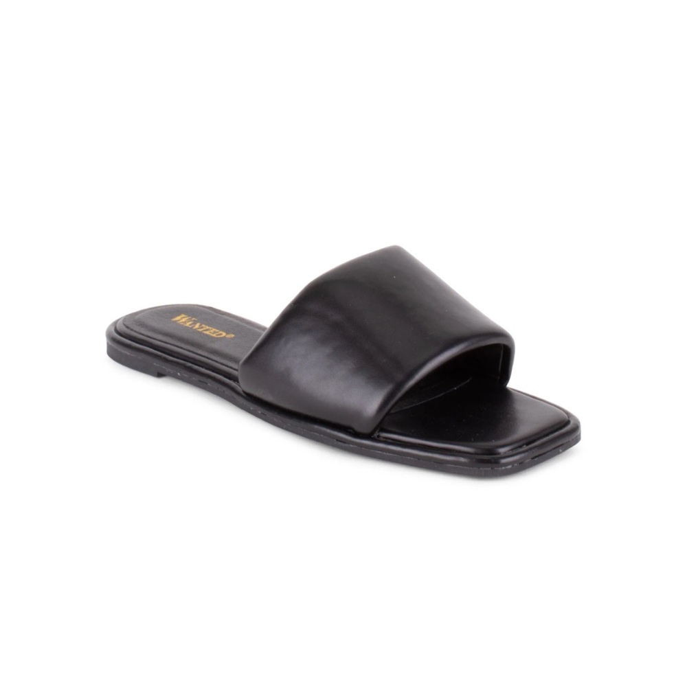 Wanted Tan and Black Shoes for Everyday Comfort